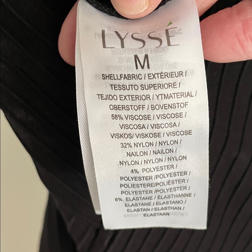 Textured Black Women's Leggings - Picture 3 of 5